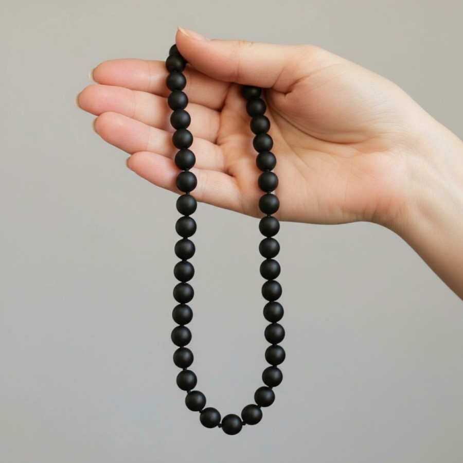 307 | Juodi karoliai BOSSA